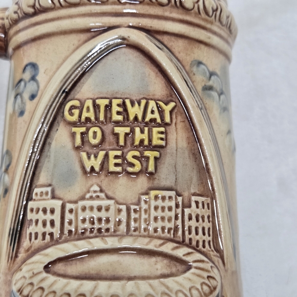 Vintage St. Louis MO Beer Stein Gateway Arch Busch Stadium Riverboat Japan - Picture 10 of 13